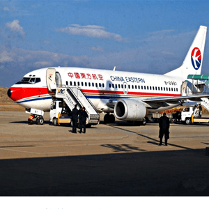果洛玛沁航空空运航空快运业稳步发展的原因是什么？